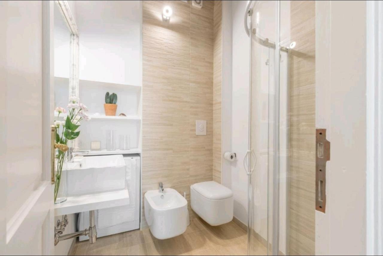 Spanish Modern Apartament ローマ エクステリア 写真